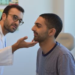 Arash Moradzadeh, MD - Evaluating a patient's nose