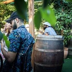 Sloth bar - Beer garden