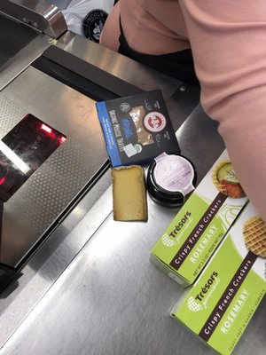 LINCOLN MARKET by null