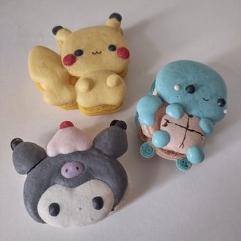 Maka Paka - Character macarons / IG @mwy.eats / IG @mwy.eats - Desserts Near Me - Toronto, Ontario Maka Paka - Character macarons / IG @mwy.eats / IG @mwy.eats - Desserts Near Me - Toronto, Ontario