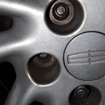 Fix and Flip Mobile Car Repair - Snapped wheel studs and lug nut replacement - Auto Repair Near Me Fix and Flip Mobile Car Repair - Snapped wheel studs and lug nut replacement - Auto Repair Near Me