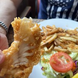 Smile's Seafood Cafe - Way too much coding and barely any fish inside at all.