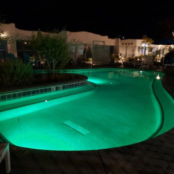 El Vado Motel - 3' deep pool - Hotels Near Me - Albuquerque, New Mexico El Vado Motel - 3' deep pool - Hotels Near Me - Albuquerque, New Mexico