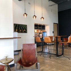 Pepper Bridge Winery & Amavi Cellars - Nice tasting room.