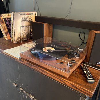 Midtown Lounge - a record player on a record stand - Lounges Near Me - Sacramento, California Midtown Lounge - a record player on a record stand - Lounges Near Me - Sacramento, California