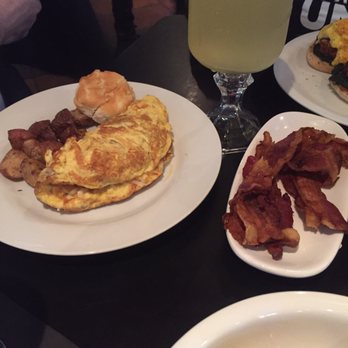 Maxine's On Shine - Lobster omelette with bacon!!! Very good - New American Near Me - Orlando, Florida Maxine's On Shine - Lobster omelette with bacon!!! Very good - New American Near Me - Orlando, Florida