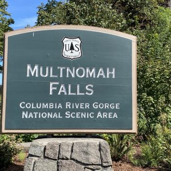 Multnomah Falls - Hiking Near Me - Bridal Veil, Oregon Multnomah Falls - Hiking Near Me - Bridal Veil, Oregon