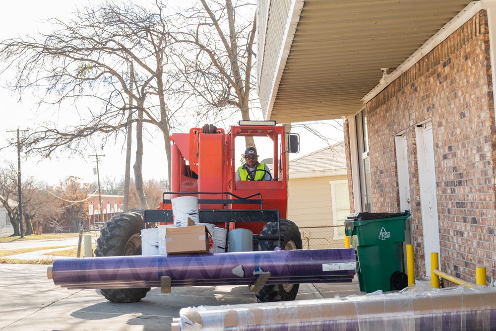 Slide of Right Choice Roofing