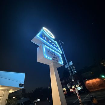 El Moro - Sign - Desserts Near Me - Los Angeles, California