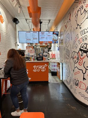 375° Chicken 'n Fries by null