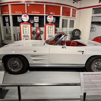 National Corvette Museum - Museums Near Me - Bowling Green, Kentucky National Corvette Museum - Museums Near Me - Bowling Green, Kentucky