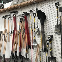 Builders Bargain Center
