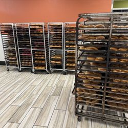 Tienda Y Carniceria - Los Guerreros - Fresh baked goods