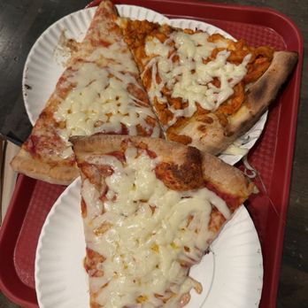 Bleecker Street Pizza - Pizza Near Me - New York, New York