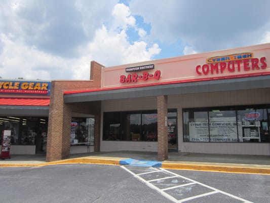 Thompson Brothers Barbeque by null