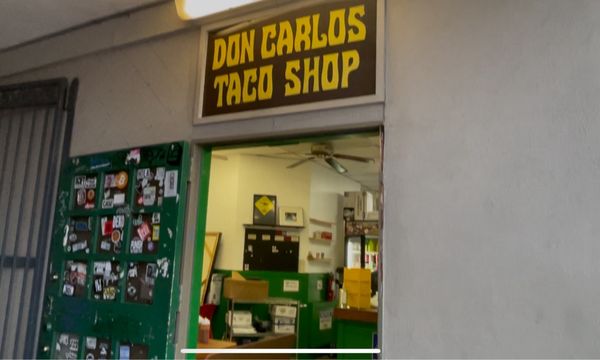 Don Carlos Taco Shop։ by null