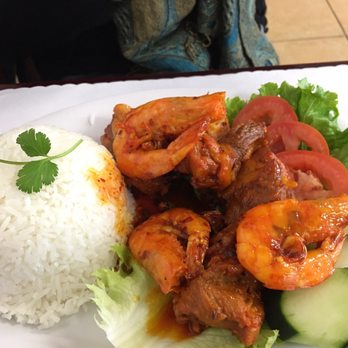 Ben Ngu - Rice with shrimp and spareribs - Vietnamese Near Me - Garden Grove, California Ben Ngu - Rice with shrimp and spareribs - Vietnamese Near Me - Garden Grove, California