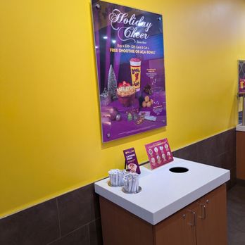 Booster Juice - Holiday cheer - Juice Bars & Smoothies Near Me - Aurora, Ontario Booster Juice - Holiday cheer - Juice Bars & Smoothies Near Me - Aurora, Ontario