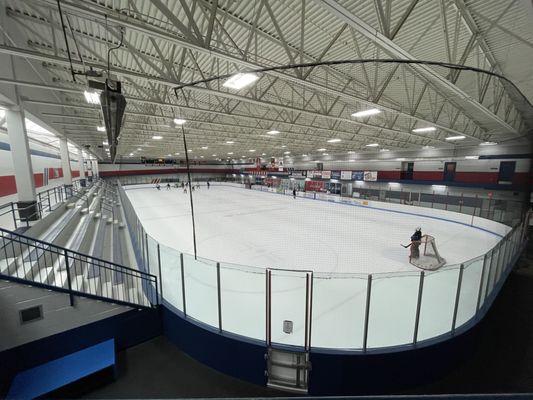 Roseville Skating Center, 2661 Civic Center Dr, Saint Paul