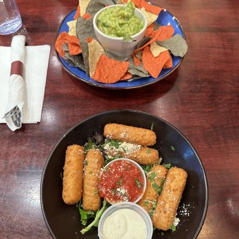 Carnegie Diner & Cafe - DLMozzarella Sticks DLGuacamole - Breakfast & Brunch Near Me - Secaucus, New Jersey