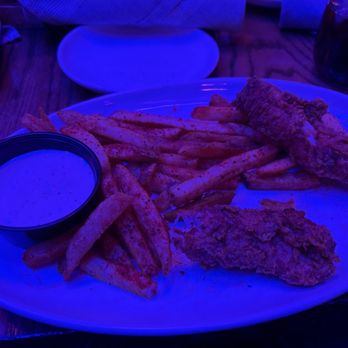 Posty's - Kids Chicken fingers and fries - Music Venues Near Me - Nashville, Tennessee Posty's - Kids Chicken fingers and fries - Music Venues Near Me - Nashville, Tennessee