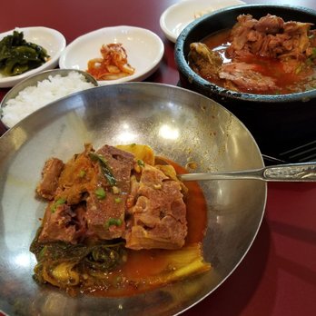 The Owl of Minerva - Spicy Pork Bone soup - Korean Near Me - Markham, Ontario The Owl of Minerva - Spicy Pork Bone soup - Korean Near Me - Markham, Ontario