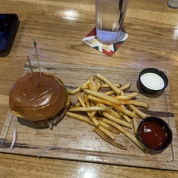 Twin Peaks - American Near Me - Albuquerque, New Mexico