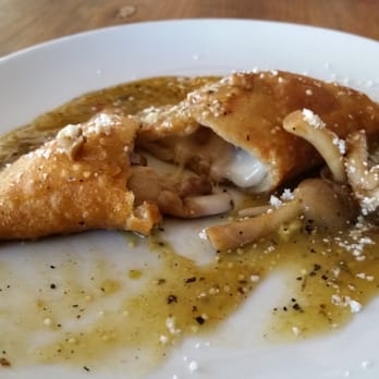 Panxa Cocina - Mushroom ropa quesadilla - Cocktail Bars Near Me - Long Beach, California
