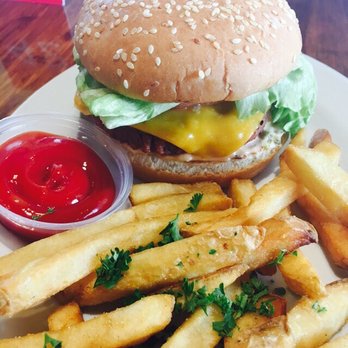 Veggie Grill by Next Level - The beyond burger - Vegan Near Me - Pasadena, California