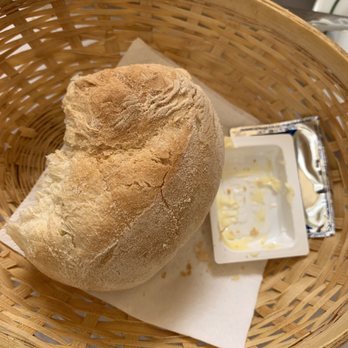Algarve Steak House - Yummy fresh bread. - Steakhouses Near Me - Monte Gordo, 08