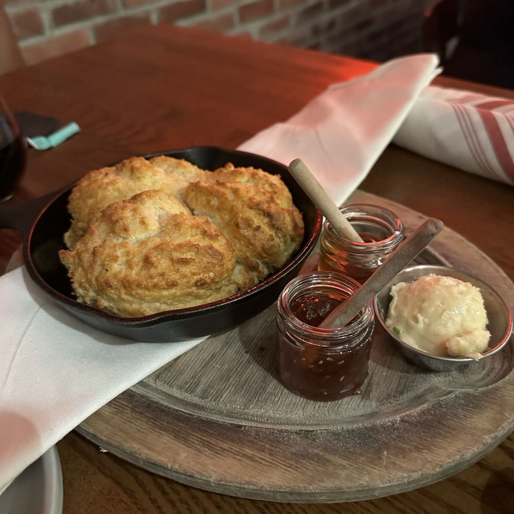 Batch Local Kitchen - Buttermilk biscuits - Cocktail Bars Near Me - West Palm Beach, Florida Batch Local Kitchen - Buttermilk biscuits - Cocktail Bars Near Me - West Palm Beach, Florida