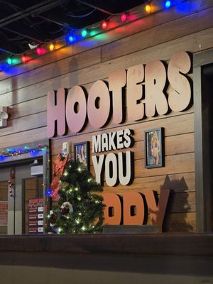 Hooters by null