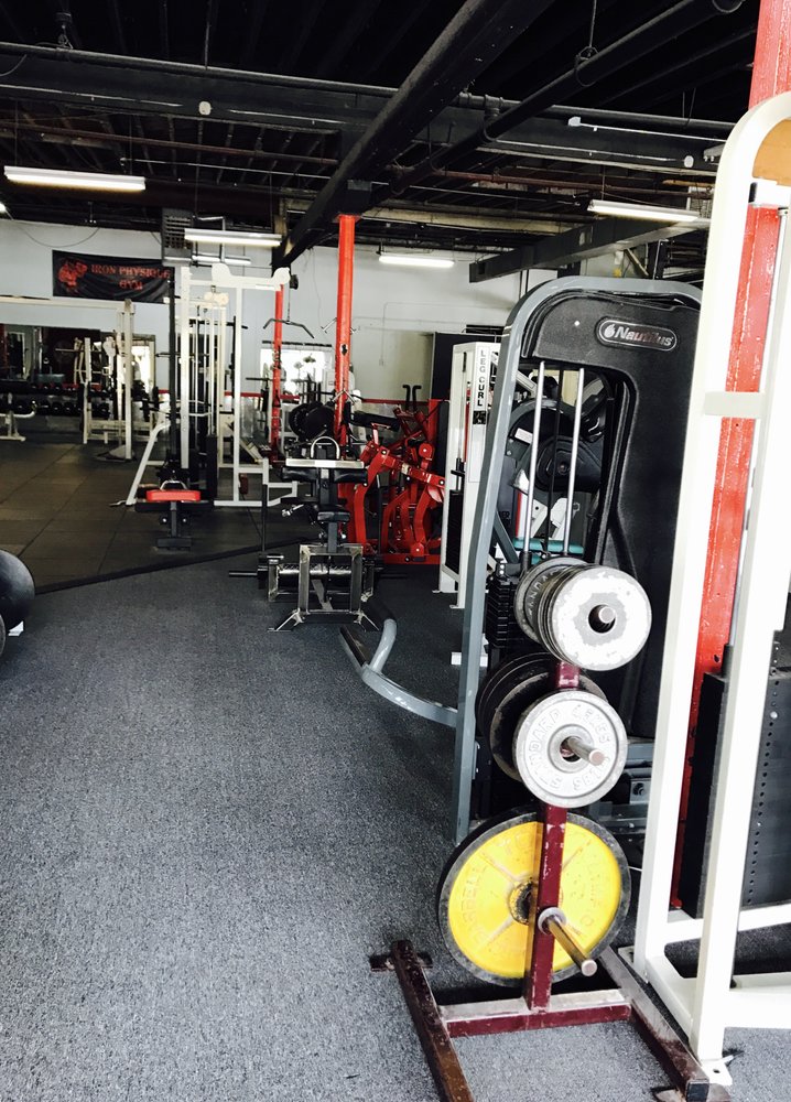 IRON PHYSIQUE GYM Updated August 2024 15 Photos 605 Gillette St