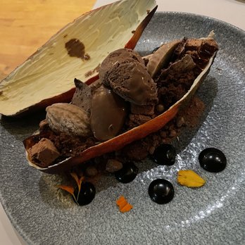 Xochi - Cacao beautiful dessert and with an amazing taste - Mexican Near Me - Houston, Texas Xochi - Cacao beautiful dessert and with an amazing taste - Mexican Near Me - Houston, Texas