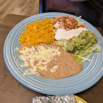 El Sombrero - Dressing for fajitas - Mexican Near Me - Bangor, Michigan El Sombrero - Dressing for fajitas - Mexican Near Me - Bangor, Michigan