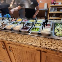 Cucci Pizzeria - Salad bar!!!