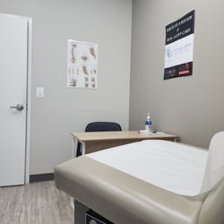 Synergy Spine and Pain Center - Exam room