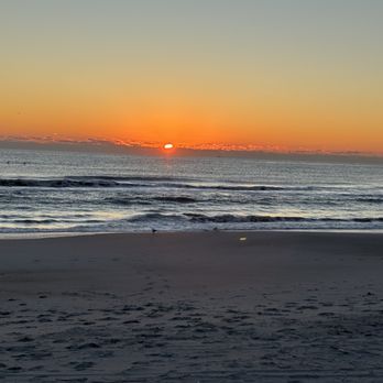 One Ocean Resort & Spa - Sunrise on the beach near hotel - Hotels Near Me - Atlantic Beach, Florida One Ocean Resort & Spa - Sunrise on the beach near hotel - Hotels Near Me - Atlantic Beach, Florida