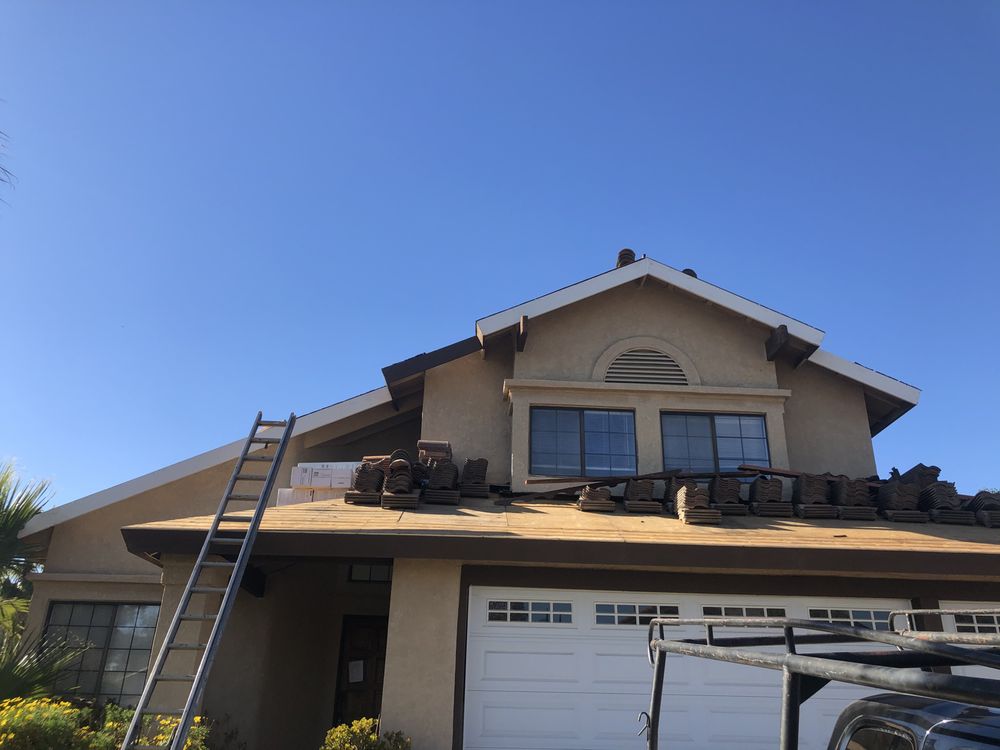 Slide of Bazan Roofing