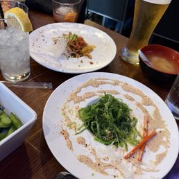 Seaweed salad and Calamari