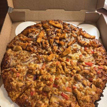 Curry Pizza House X Hidden Tap & Barrel - Alpharetta - NEW Butter Chicken, Desi BBQ Chicken - Pizza Near Me - Alpharetta, Georgia