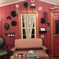 Jacqueline's Hair Salon - look how cute