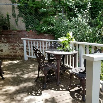 Sugar Magnolia Bed & Breakfast - Hotels Near Me - Atlanta, Georgia Sugar Magnolia Bed & Breakfast - Hotels Near Me - Atlanta, Georgia