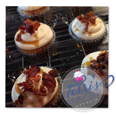 Terri’s Cakes Detroit - Custom Orders Only by null