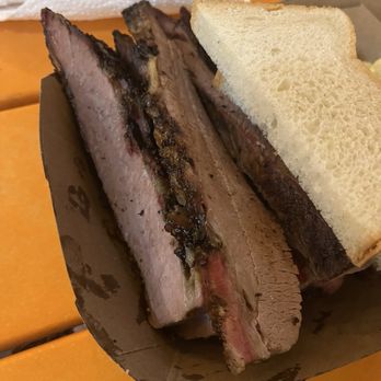 Lil Piggy's Bar-B-Q - Barbeque Near Me - Coronado, California Lil Piggy's Bar-B-Q - Barbeque Near Me - Coronado, California