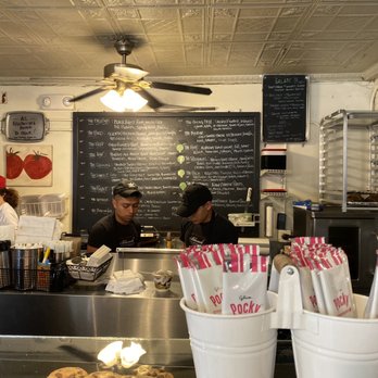 Blunch - Kitchen - Breakfast & Brunch Near Me - Boston, Massachusetts