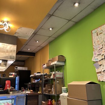 Picks - a view of a kitchen with a green wall - Burgers Near Me - Montreal, Quebec Picks - a view of a kitchen with a green wall - Burgers Near Me - Montreal, Quebec