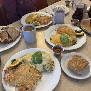 Red Rock Cafe - Make your own omelette, hash browns, pancake, biscuits and gravy. - Breakfast & Brunch Near Me - Sedona, Arizona Red Rock Cafe - Make your own omelette, hash browns, pancake, biscuits and gravy. - Breakfast & Brunch Near Me - Sedona, Arizona