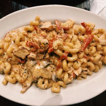 Pasta Palazzo - Cavatappi Pollo - Italian Near Me - Chicago, Illinois Pasta Palazzo - Cavatappi Pollo - Italian Near Me - Chicago, Illinois
