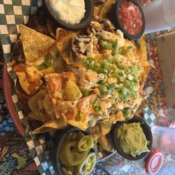 La Playita - Chicken nachos with small side of guack